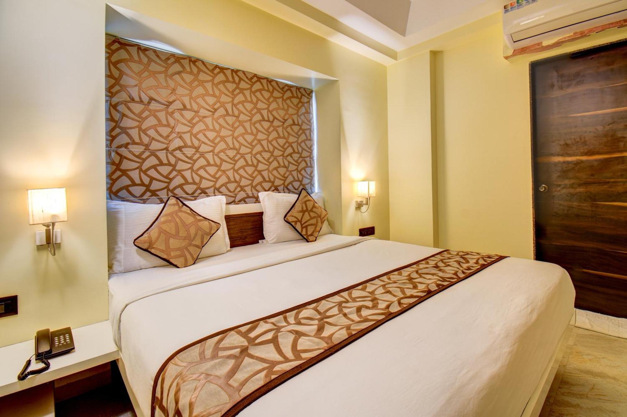 Hotel Deepali Executive Aurangábád Exteriér fotografie