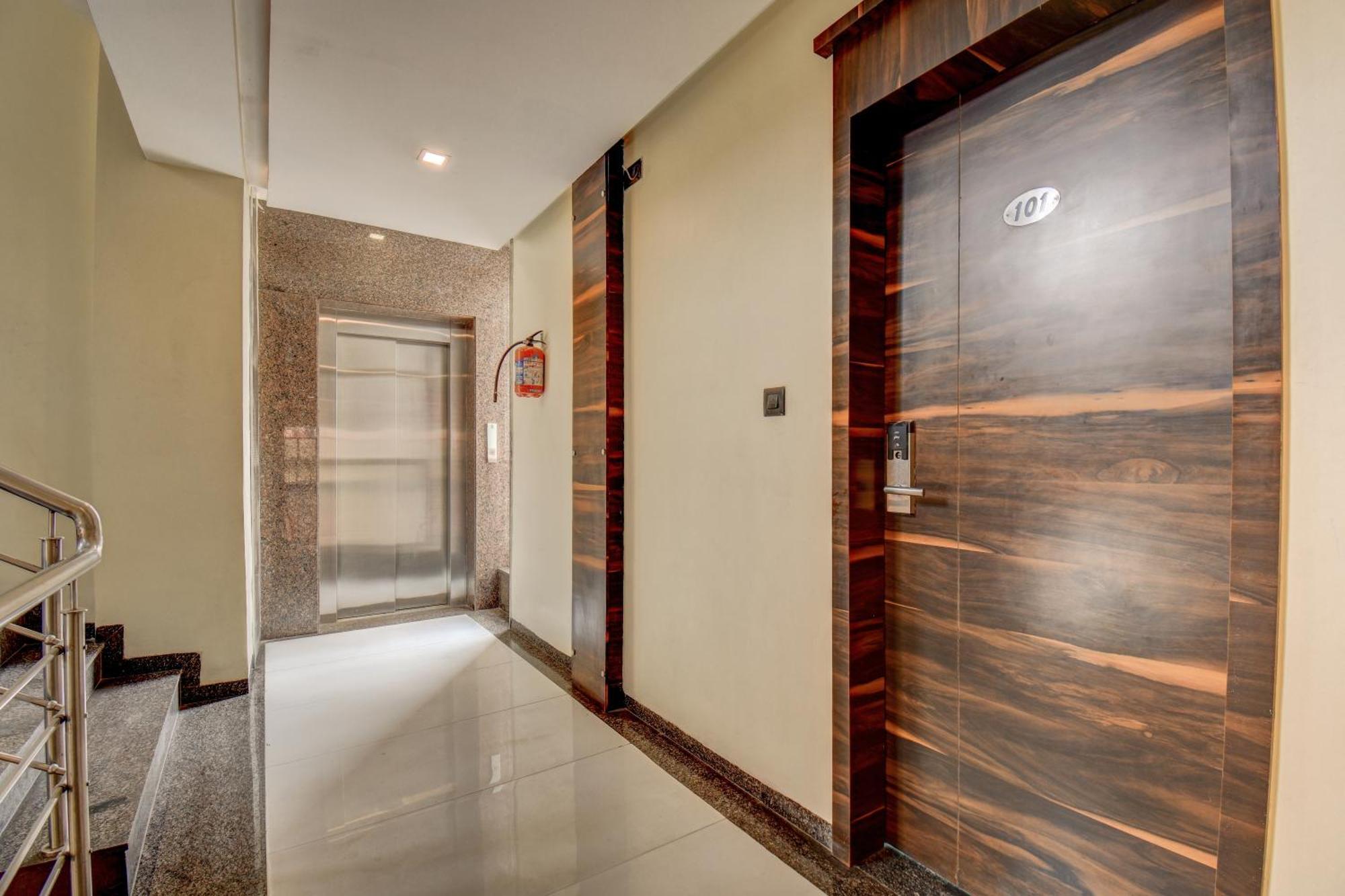 Hotel Deepali Executive Aurangábád Exteriér fotografie